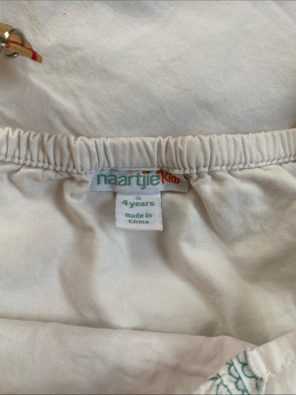 naartjie Kids Cream Top with Teal Logo Tag - Picture 4 of 6